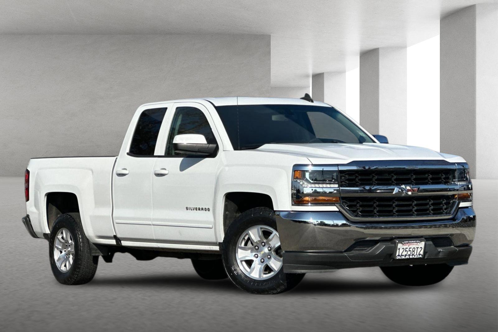 chevrolet silverado 1500 2018 1GCRCREH5JZ315391 image chevrolet silverado 1500 2018 1GCRCREH5JZ315391 image